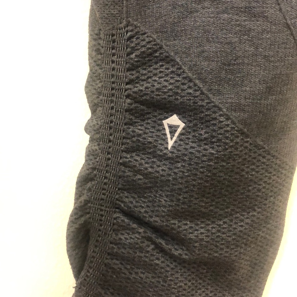 ivivva gray leggings